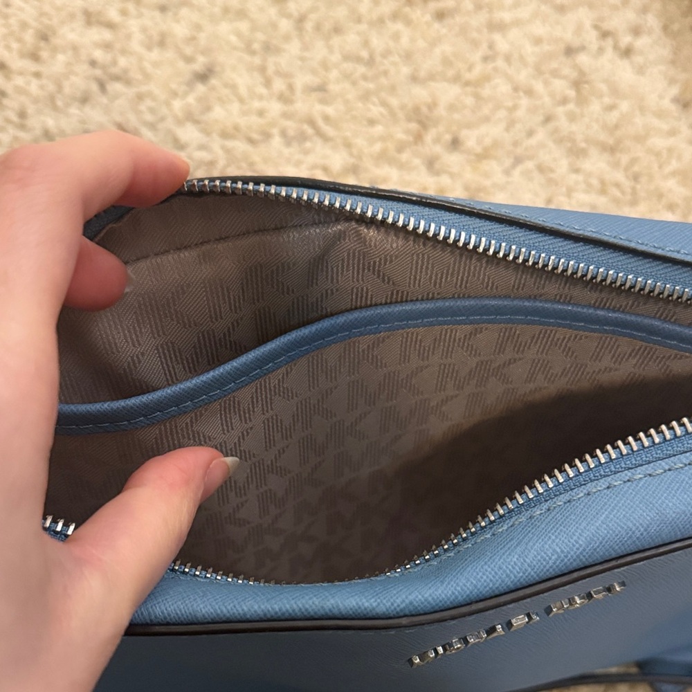 Michael Kors Jet Set Large Saffiano Leather Crossbody Bag + Card Holder | Blue - Picture 7 of 10